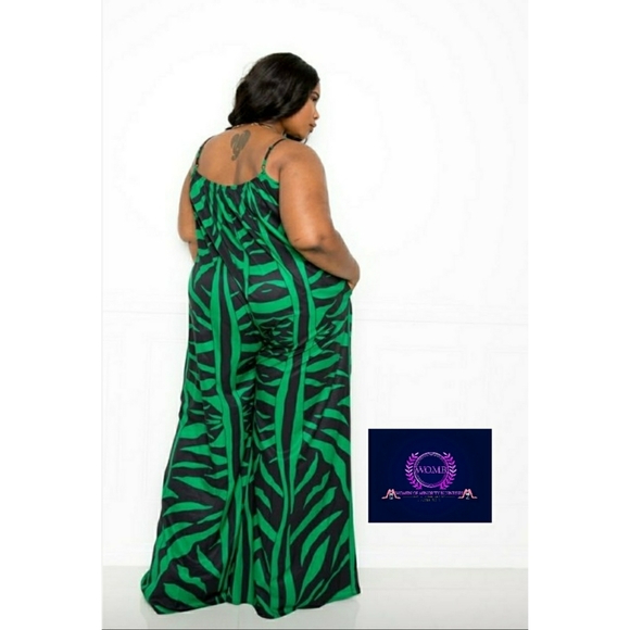 New Plus Size Spaghetti Strap Jumpsuit - Picture 2 of 2